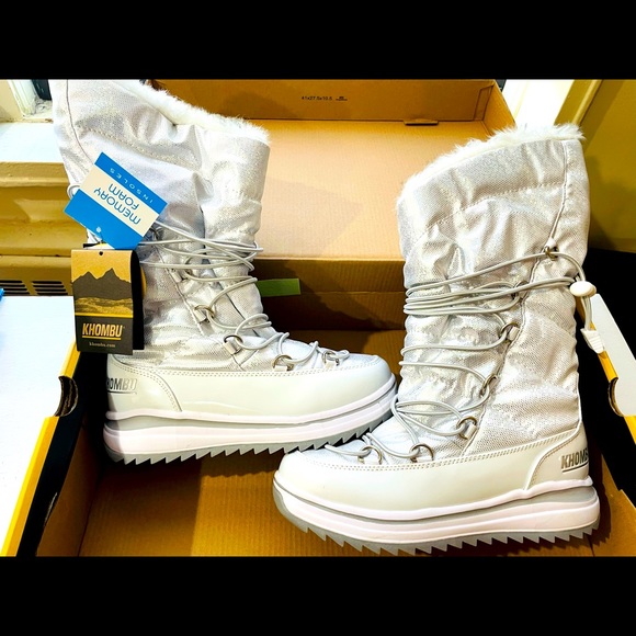 Khombu Girl Snow boots NIB - Picture 1 of 7